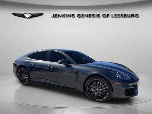 2021 Porsche Panamera Base (PDK)