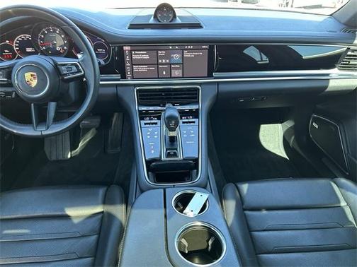 2021 Porsche Panamera 