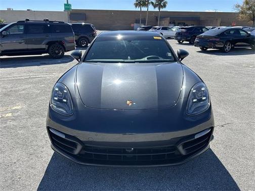 2021 Porsche Panamera 