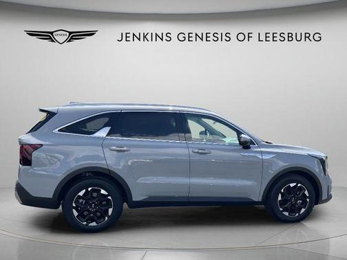 Wolf Gray 2025 Kia Sorento S