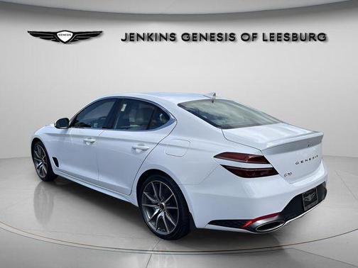 2025 Genesis G70 2.5T
