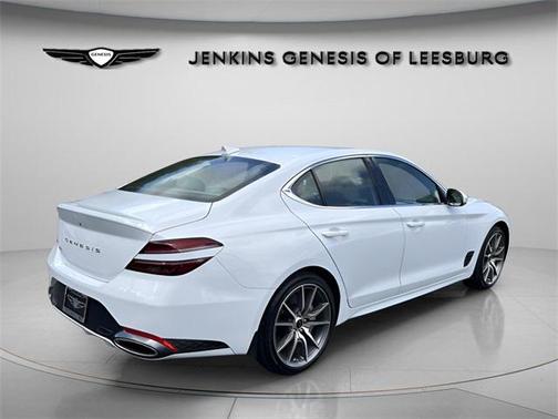 2025 Genesis G70 2.5T