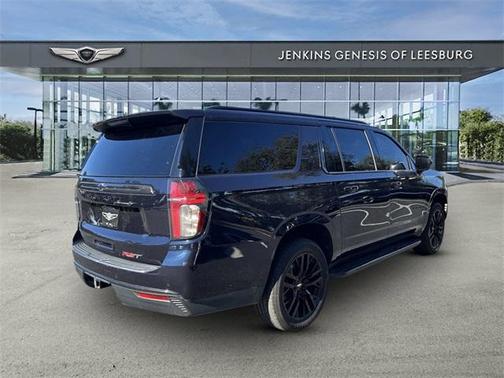 2021 Chevrolet Suburban RST