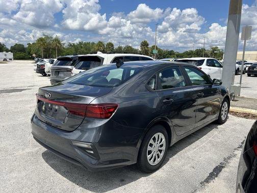 Gravity Gray 2021 Kia Forte FE