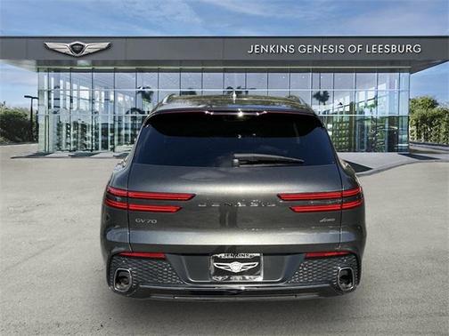 2023 Genesis GV70 2.5T