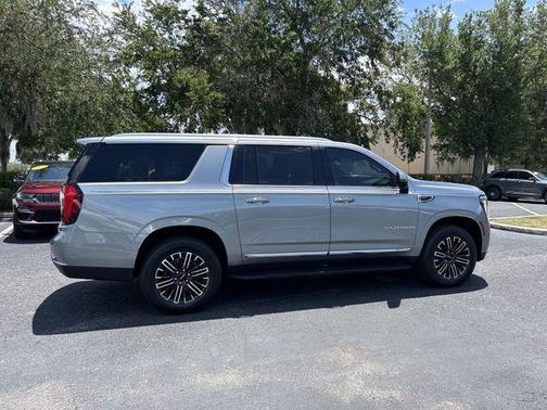 Sterling 2025 GMC Yukon XL Elevation