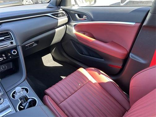 2025 Genesis G70 3.3T Sport Advanced