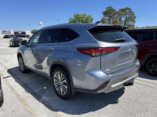 2020 Toyota Highlander Platinum