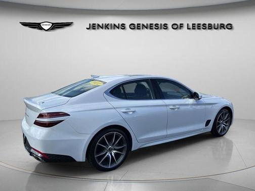 2022 Genesis G70 2.0T