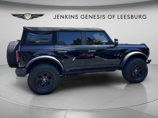 Shadow Black 2024 Ford Bronco Wildtrak