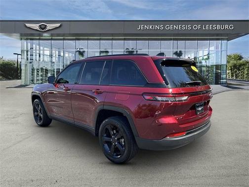 2024 Jeep Grand Cherokee Laredo
