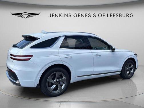 Alta White 2026 Genesis GV70 2.5T