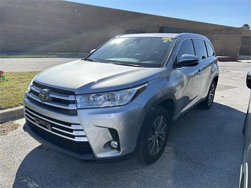 2019 Toyota Highlander 