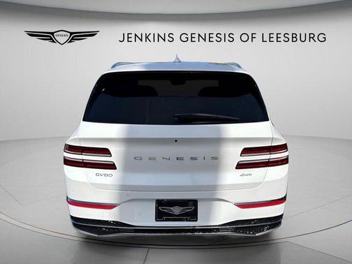 Uyuni White 2026 Genesis GV80 2.5T