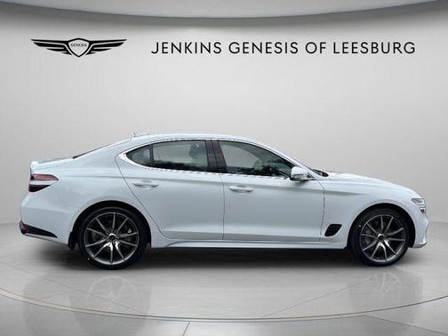 Uyuni White 2026 Genesis G70 2.5T