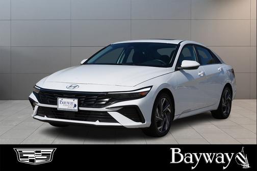 2025 Hyundai ELANTRA SEL