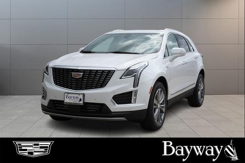 Crystal White Tricoat 2026 Cadillac XT5 Premium Luxury