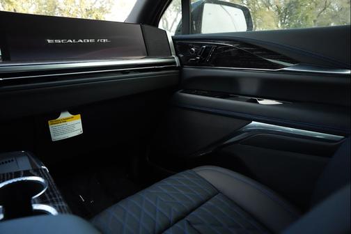 2026 Cadillac Escalade IQL Sport