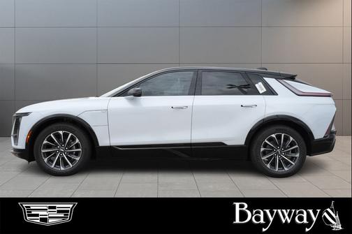 Vibrant White Tricoat 2026 Cadillac LYRIQ Sport