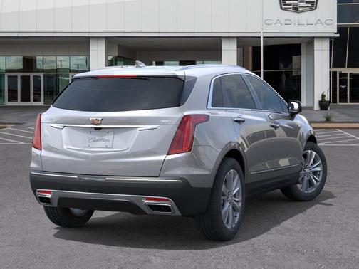 Argent Silver Metallic 2026 Cadillac XT5 Premium Luxury