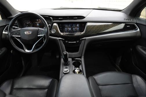 Infrared Tintcoat 2022 Cadillac XT6 Premium Luxury FWD