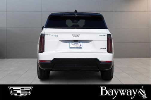 2025 Cadillac Escalade IQ Sport 2