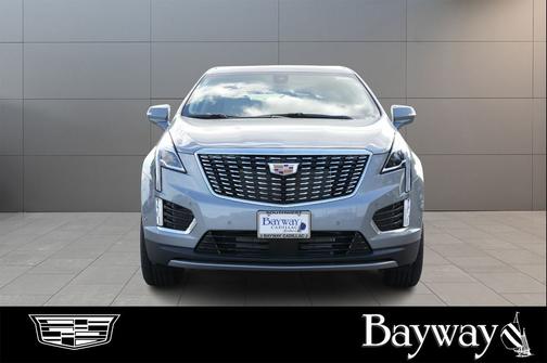 Argent Silver Metallic 2026 Cadillac XT5 Premium Luxury
