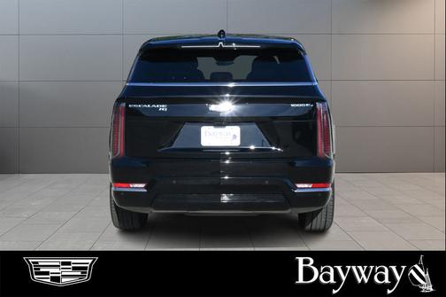 2025 Cadillac Escalade IQ Luxury 2