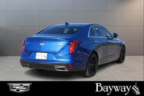 2022 Cadillac CT4 Luxury