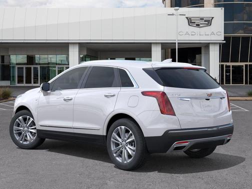 Crystal White Tricoat 2026 Cadillac XT5 Premium Luxury