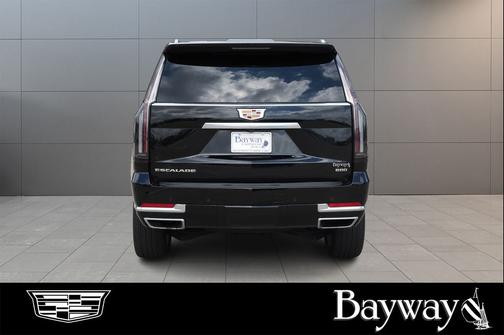 2025 Cadillac Escalade Luxury