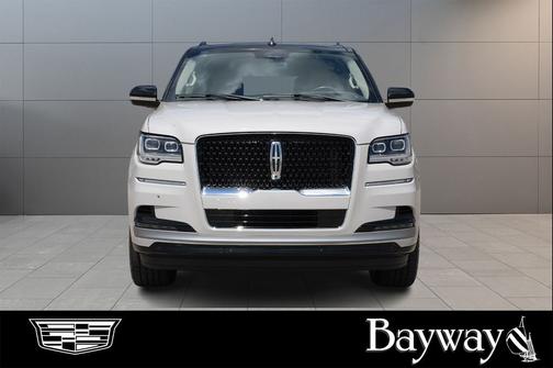 CERAMIC PEARL MET 3C 2024 Lincoln Navigator Reserve