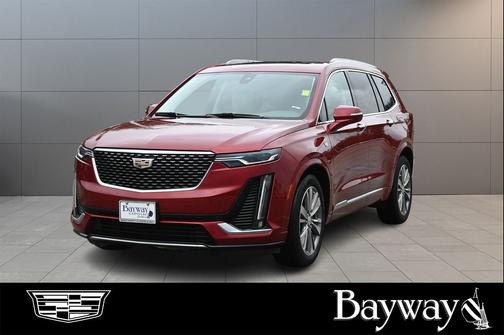 2022 Cadillac XT6 Premium Luxury FWD