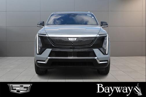 Luna Metallic 2026 Cadillac Escalade IQL Luxury