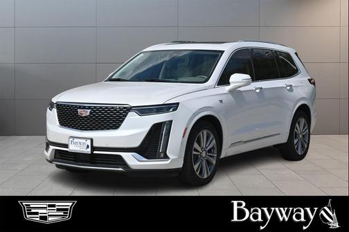 2025 Cadillac XT6 Premium Luxury FWD