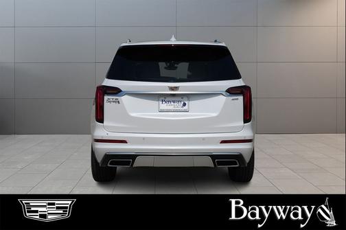Crystal White Tricoat 2023 Cadillac XT6 Premium Luxury FWD