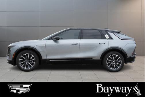 Argent Silver Metallic 2026 Cadillac LYRIQ Sport