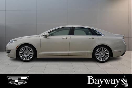 PLATINUM DUNE MET TRI-COAT 2016 Lincoln MKZ Base