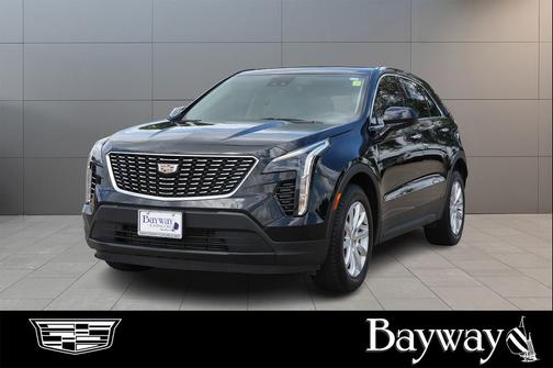 Stellar Black Metallic 2023 Cadillac XT4 Luxury