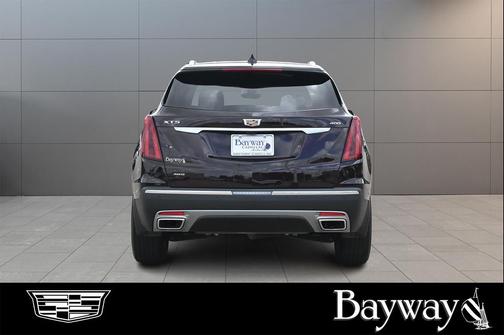 Garnet Metallic 2021 Cadillac XT5 Premium Luxury
