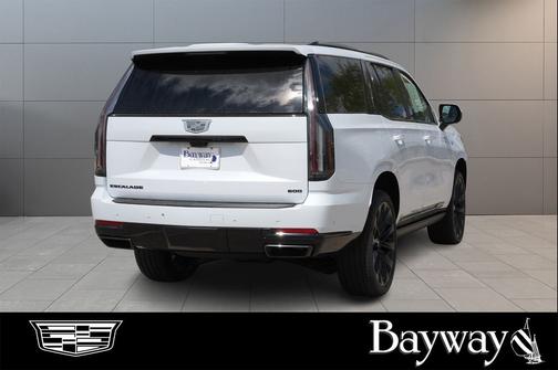 Vibrant White Tricoat 2026 Cadillac Escalade Sport Platinum
