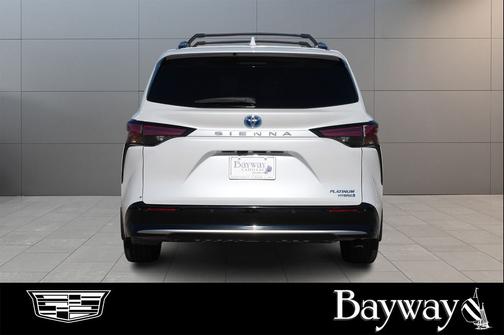 2024 Toyota Sienna Platinum