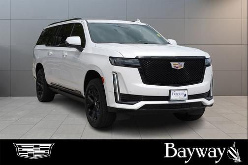 Crystal White Tricoat 2022 Cadillac Escalade ESV Sport