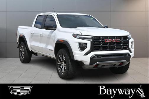 Summit White 2024 GMC Canyon AT4