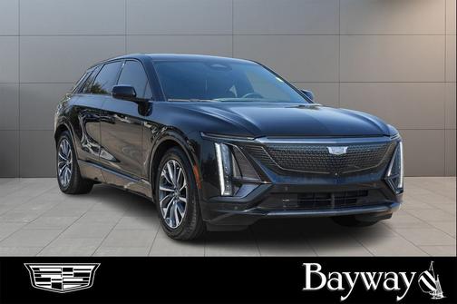 2024 Cadillac LYRIQ Sport