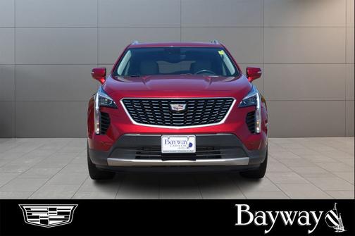 2022 Cadillac XT4 Premium Luxury