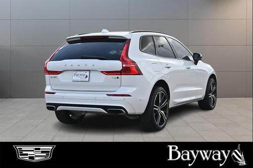 2021 Volvo XC60 T5 R-Design