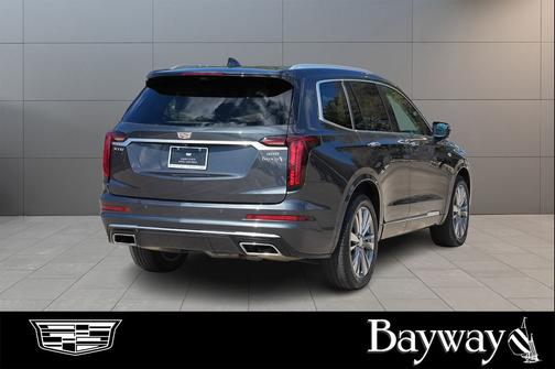 2022 Cadillac XT6 Premium Luxury FWD