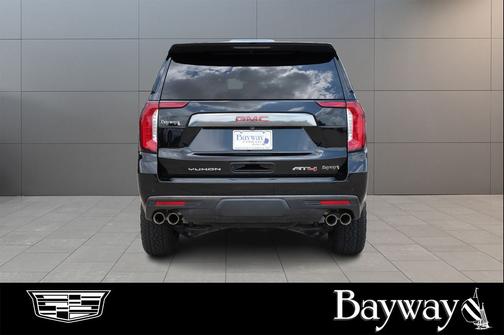 2022 GMC Yukon 4WD AT4