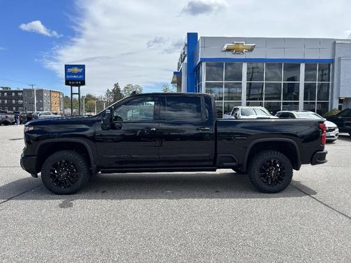 Black 2026 Chevrolet Silverado 2500 High Country